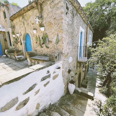 La Casa Del Nespolo Capo dʼOrlando Exterior foto